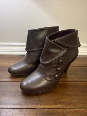Gianni Bini Fold-Over Button Ankle Booties in Dark Brown size 7 thumbnail 3