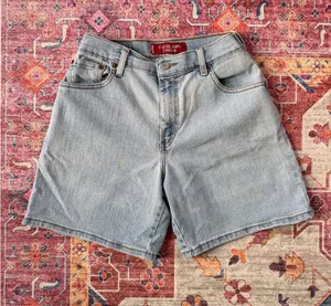 Levi’s Denim Shorts thumbnail 1