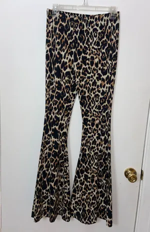 NWT cheetah print flare pants from boutique Multi Size M thumbnail 1