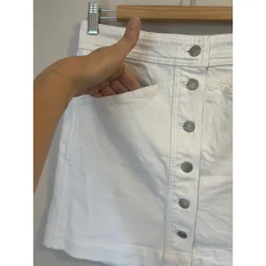 Madewell Stretch Denim A-Line Jean Mini Skirt AF059 V Front in White Womens sz 8 thumbnail 3