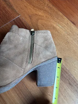 Clarks suede ankle boots thumbnail 9