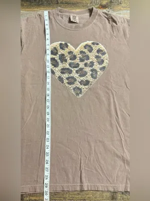 Comfort Colors Espresso Short-Sleeve Tee with Leopard Heart thumbnail 6