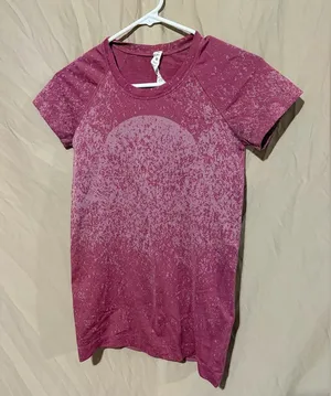 Lululemon swiftly T-shirt thumbnail 1