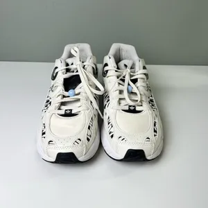 Adidas Astir Butterfly Athletic Sneakers Black White 9.5 thumbnail 4