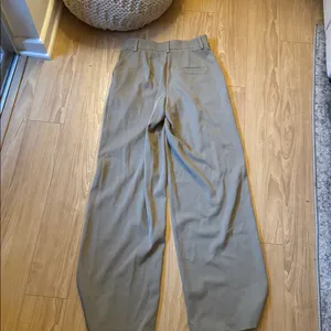 Women's Pants thumbnail 3