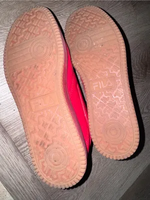 Fila Ruby Red Gold Sneakers Women’s Size 9 Low Top Athletic Shoes thumbnail 5