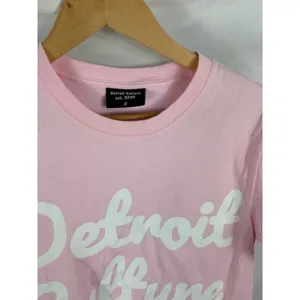 Detroit Culture Pink Short Sleeve Graphic Tshirt Size Small thumbnail 3