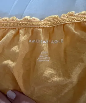 American Eagle off the shoulder Top thumbnail 3