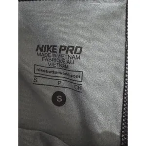 Nike‎ Pro Women's Capri Leggings Size Small thumbnail 4