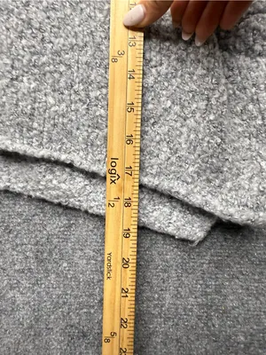 Free People Womens’s XS oversized Cozy Cropped Turtleneck Sweater Light Gray thumbnail 2