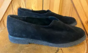 Stuart Weitzman Women's Black Suede Slip On Loafers Shoes Size 8 thumbnail 1