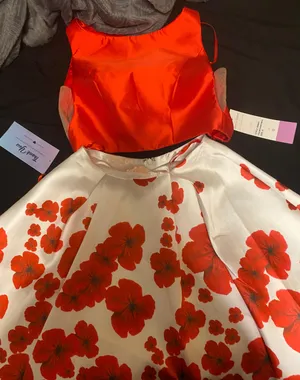 PromGirl Prom Dress thumbnail 1