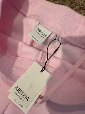 Aritzia sweatpants  thumbnail 3