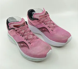 Saucony Kinvara 14 Pink Running Shoes Womens S10823-30 thumbnail 1