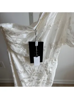 ASTR The Label NWT Women's White Lace Santorini One Shoulder Floral Midi Dress S thumbnail 4