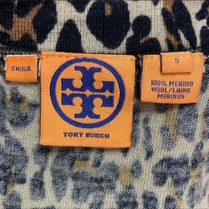 Tory Burch merino wool leopard print v-neck sweater Sz S‎ thumbnail 4