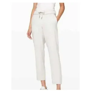 Lululemon On the Fly 7/8 Pant size 4 thumbnail 4