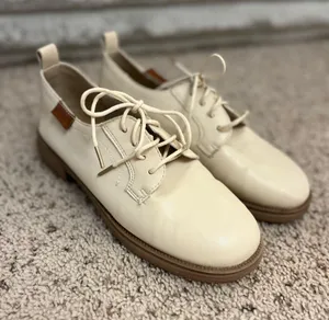 Youma platform loafer size 8  thumbnail 1