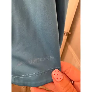 Brooks Women's Blue Jacket thumbnail 3