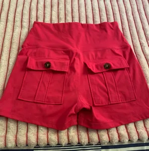 Boutique shorts thumbnail 2