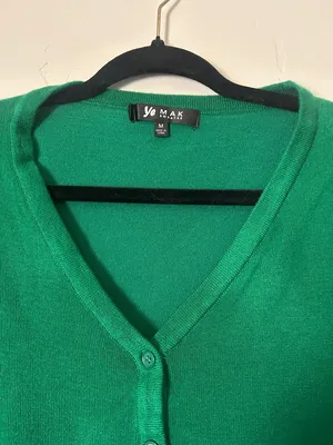 Yemak Women’s Green V-Neck Button 3/4 Sleeve Cardigan Sweater Sz Medium thumbnail 3