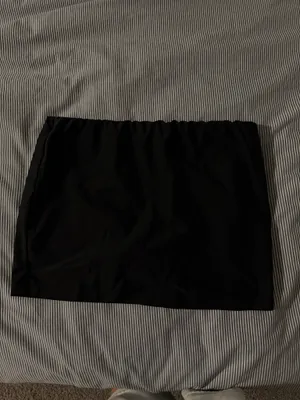 Misguided Black Mini Skirt thumbnail 4