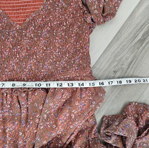 &merci Long Sleeve Floral Tiered Midi Dress in Dusty Rose thumbnail 10