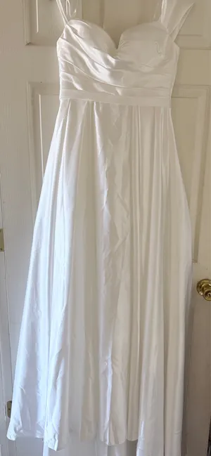 Size 0 wedding dress White thumbnail 1