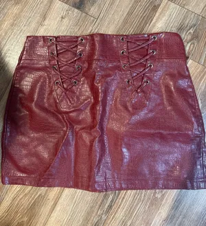 Stradivarius House of the dragon skirt thumbnail 1