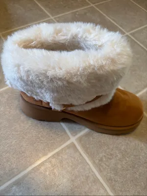Faux Fur Cuff Tan Winter Boots with Buckle thumbnail 4