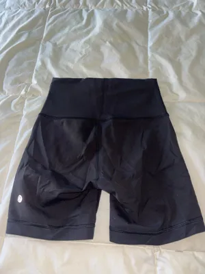 Lululemon Wunder Train Shorts High-Rise 6" thumbnail 3