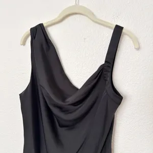 [ASTR] Black Satin Asymmetrical Sleeveless Draped Cowl Neck Bodysuit Sz Medium M thumbnail 5