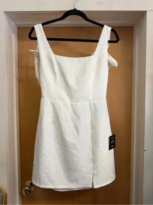 NWT! Lulus Women’s White Bow Strap Mini Dress. Size: Medium thumbnail 2