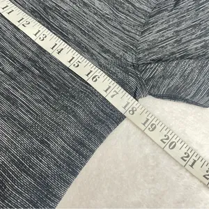 Lululemon Swiftly Short Sleeves Gray Shirt Size 8 / 10 thumbnail 2