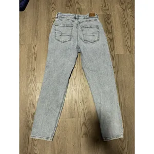 American Eagle Mom Jeans Strigid Denim Light Blue Breeze Wash Retro Size 4 Reg thumbnail 7