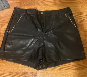 Black Leather Shorts Shein thumbnail 1