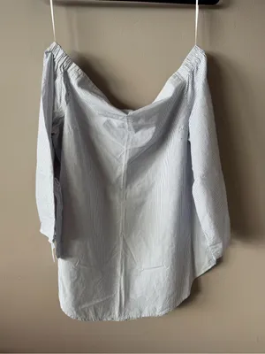 Babaton Aritzia Women’s Malik Off Shoulder Pure Cotton Pin Striped Top Medium thumbnail 7