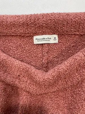 Abercrombie & Fitch Soft A&F Collection Medium Fuzzy Jogger Pants Pink thumbnail 4