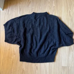 Zara Black Wide-Sleeve Crewneck Sweater thumbnail 3