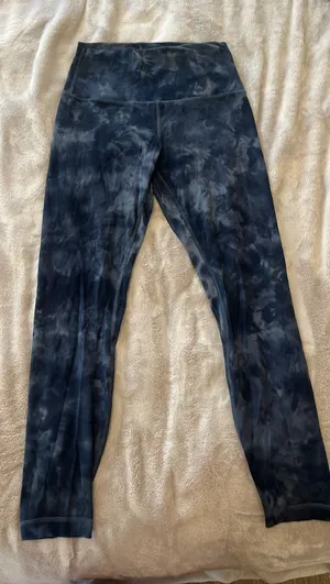 Black Tie Dye Lululemon Leggings Align 25” thumbnail 1