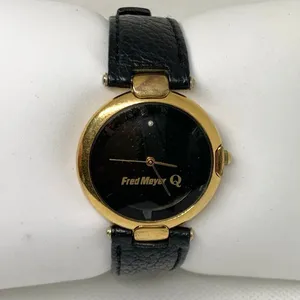Vintage Fred Meyer women’s gold tone wristwatch black dial 32mm Quartz running thumbnail 1