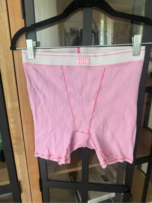 SKIMS Boxer shorts high rise Cotton Ribbed Bubblegum pink barbie lounge pjs thumbnail 9
