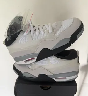 Nike Air Jordan 4 RM GS White Black Grey Size 5.5Y New w/ Box + Extra Laces thumbnail 1