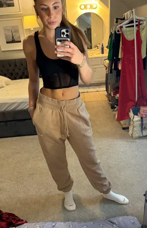 Nike joggers  thumbnail 1