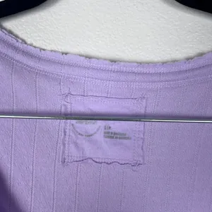 Aerie Women's Scoop Neck Short Sleeve Tee Purple Sz S thumbnail 2