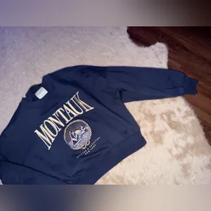 Abercrombie and Fitch Montauk embroidered crewneck $120 sold out winter casual thumbnail 4