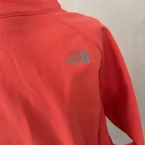 The north face jacket EUC thumbnail 6