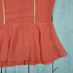 Romeo + Juliet Couture Orange Sleeveless Zippered Peplum Top Women's Size XS thumbnail 3