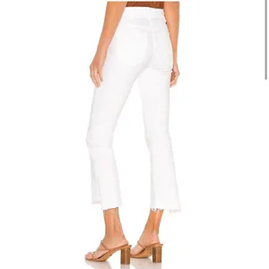 MOTHER Jeans Hustler Ankle Fray White Fairest of Them All- Size 32 thumbnail 2