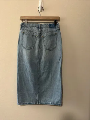Abercrombie and Fitch light wash denim high rise midi skirt front slit 0P 25P thumbnail 7